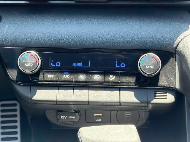 New 2026 Hyundai Elantra Sport FWD image 25