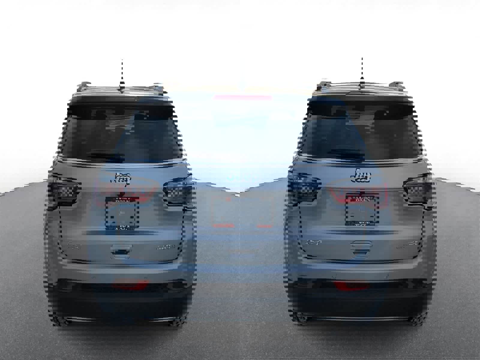 Used 2023 Jeep Compass Limited image 7