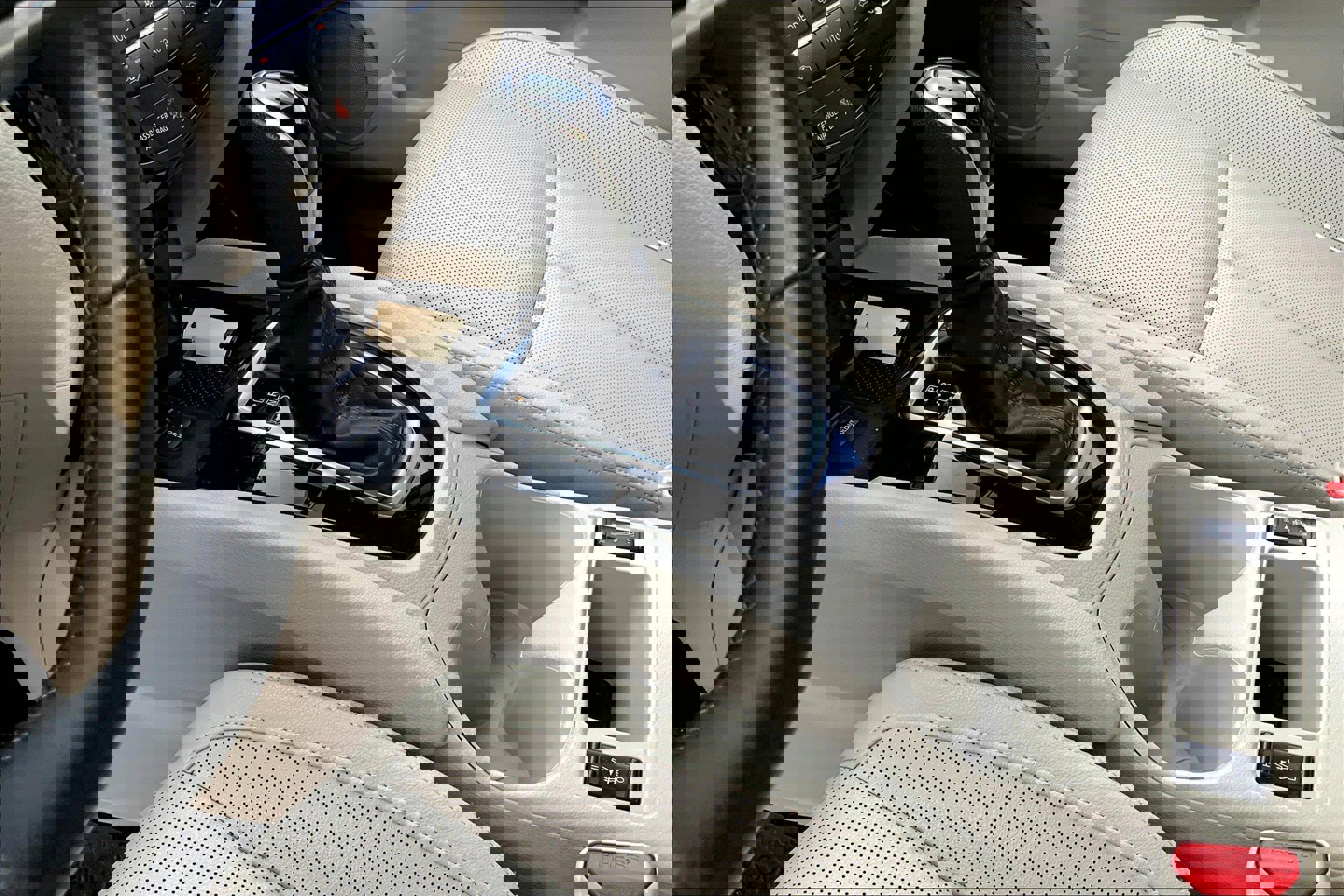 Used 2021 Nissan Rogue Sport SL w/ Premium Package image 19