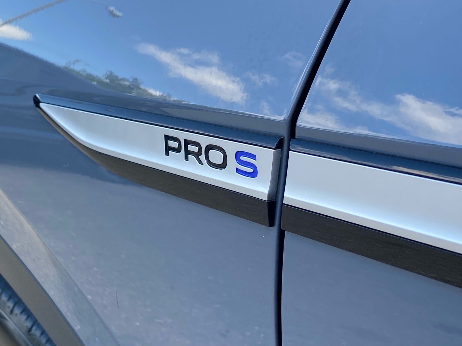 Certified 2023 Volkswagen ID.4 Pro S RWD image 5