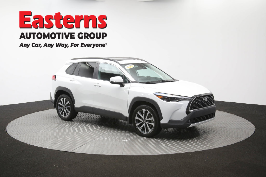 Used 2022 Toyota Corolla Cross XLE w/ Convenience Package AWD/4WD image 51