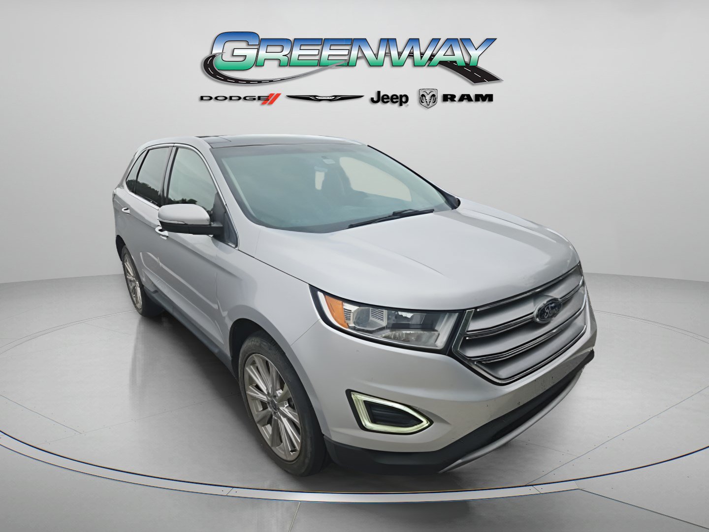 Used 2018 Ford Edge Titanium w/ Equipment Group 301A FWD image 1