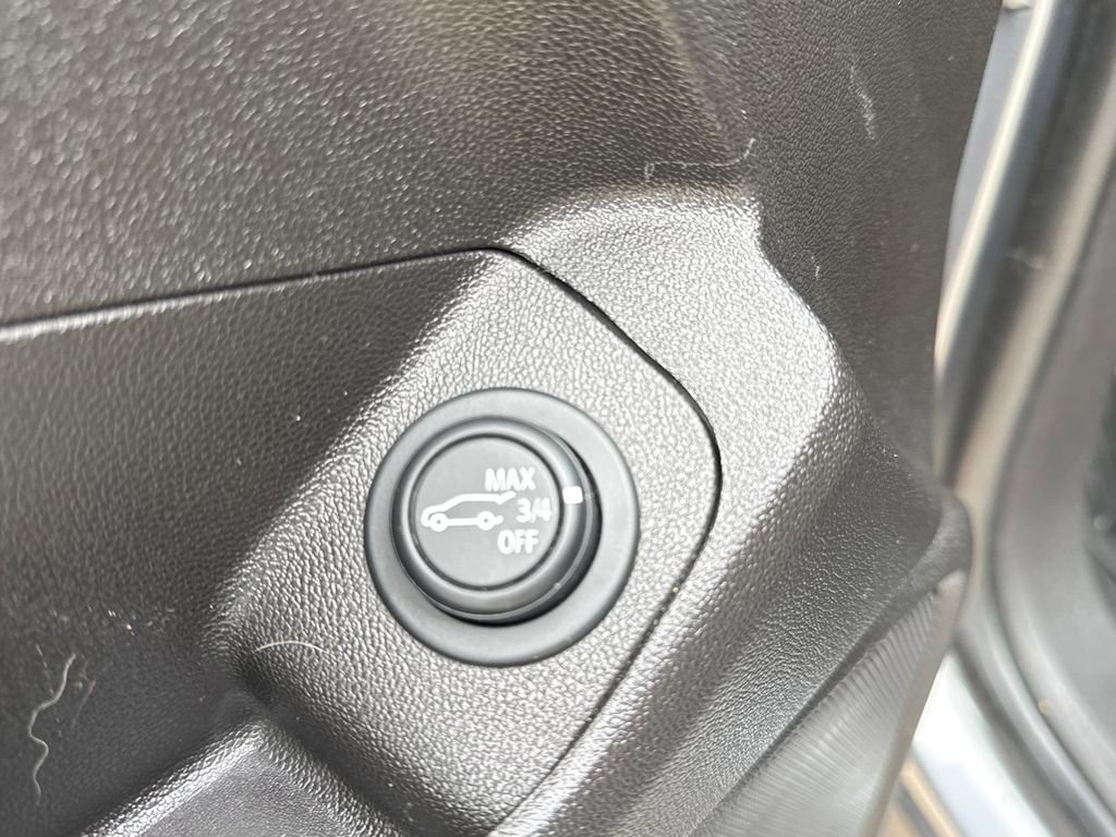 Certified 2019 GMC Terrain SLT w/ Preferred Package AWD/4WD image 35