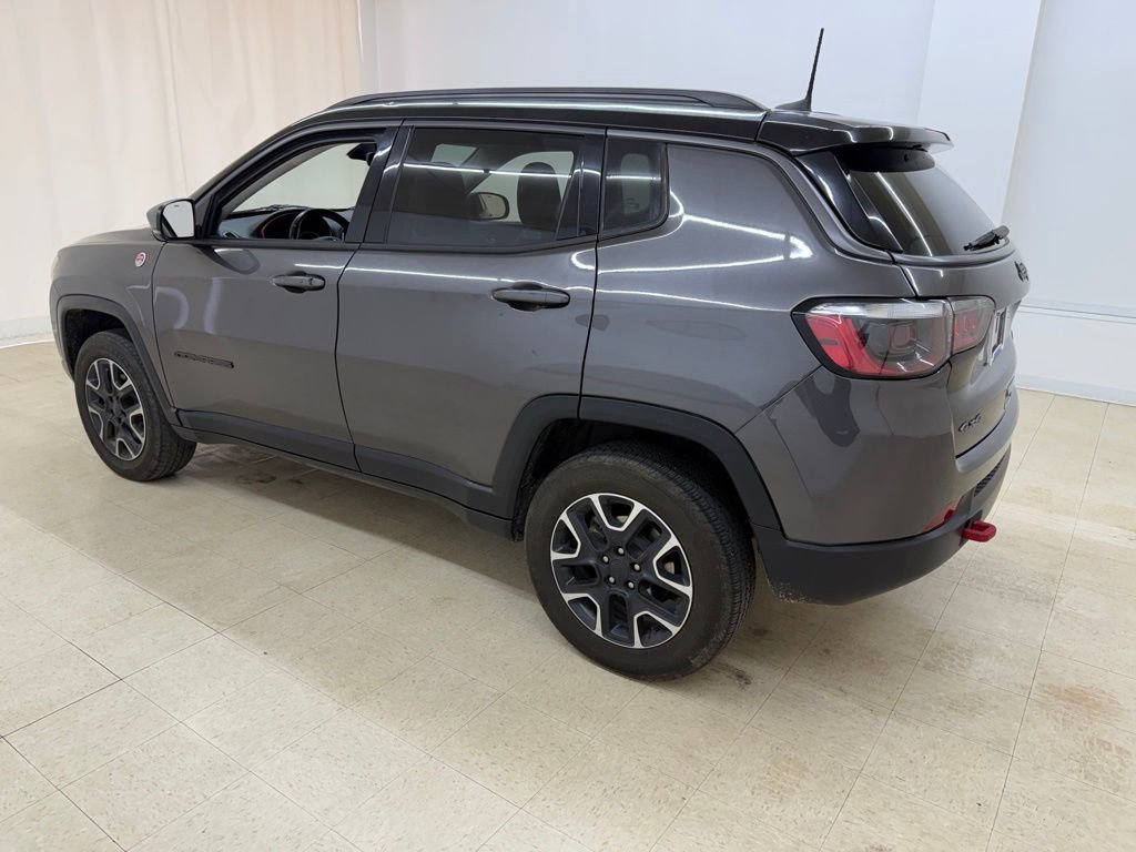 Used 2020 Jeep Compass Trailhawk image 3