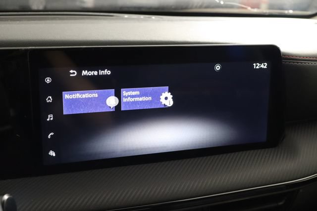 Used 2025 Nissan Kicks SR FWD image 24