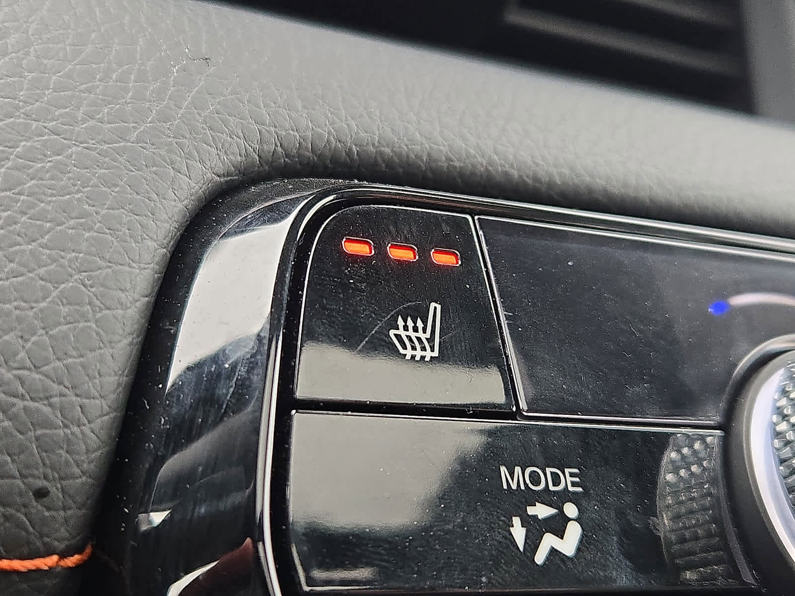 Used 2025 Honda Pilot TrailSport image 26