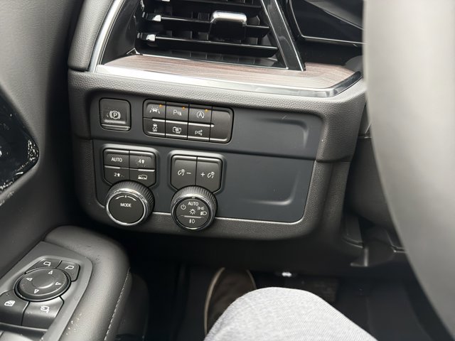 New 2026 Chevrolet Suburban LT w/ Comfort Package image 14