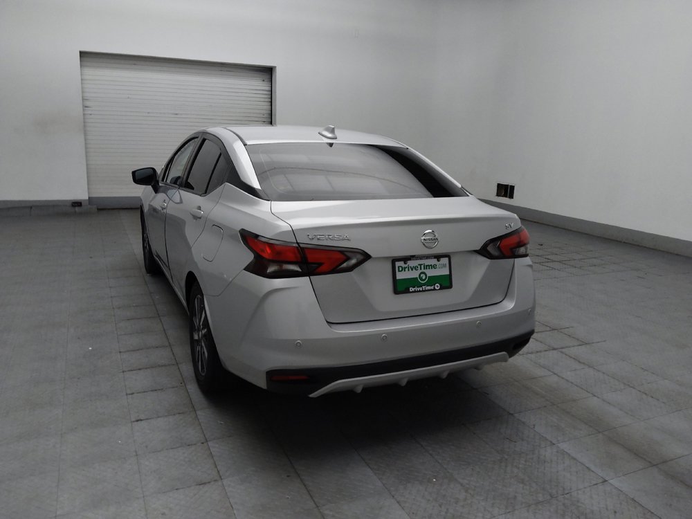 Used 2021 Nissan Versa SV FWD image 5