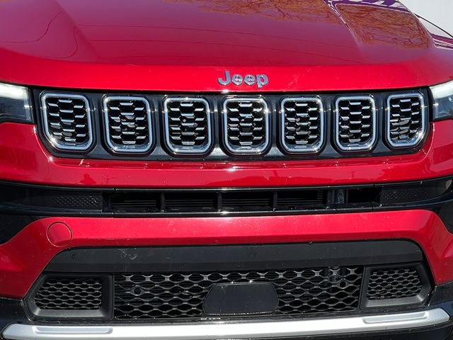 Used 2025 Jeep Compass Limited w/ Elite Group AWD/4WD image 43
