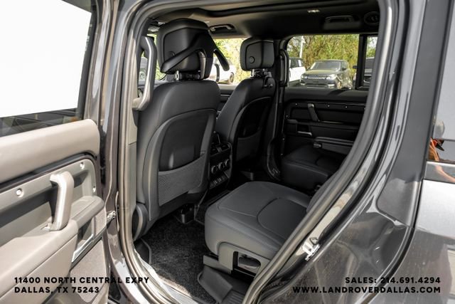 New 2026 Land Rover Defender 130 X-Dynamic SE AWD/4WD image 42