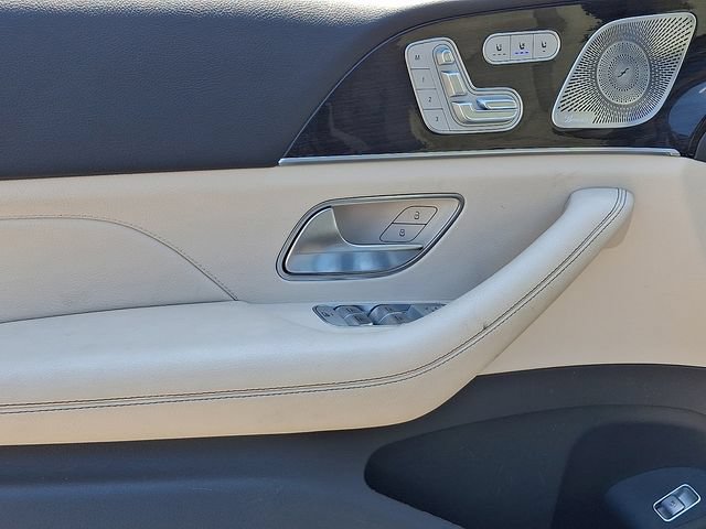 Used 2020 Mercedes-Benz GLS 580 4MATIC image 20
