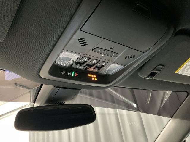 Used 2024 Buick Enclave Essence w/ Experience Buick Package FWD image 28