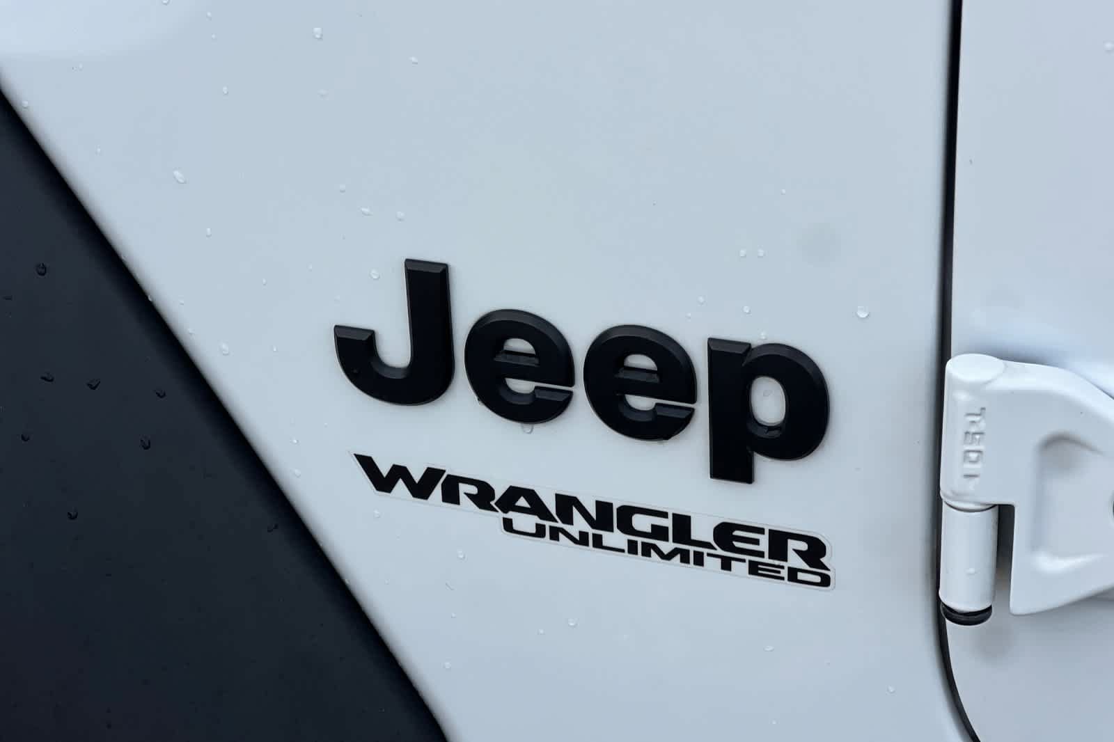 Used 2022 Jeep Wrangler Unlimited Sport AWD/4WD image 32