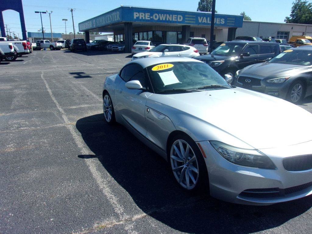 Used 2011 BMW Z4 sDrive30i RWD image 3