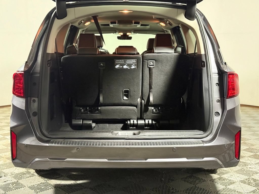 Used 2025 Honda Odyssey Elite image 6