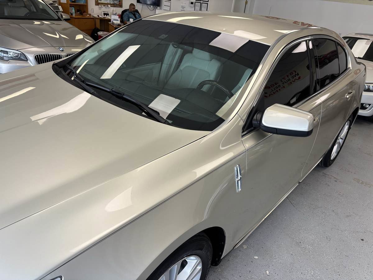 Used 2011 Lincoln MKS w/ 101A Rapid Spec Order Code FWD image 3