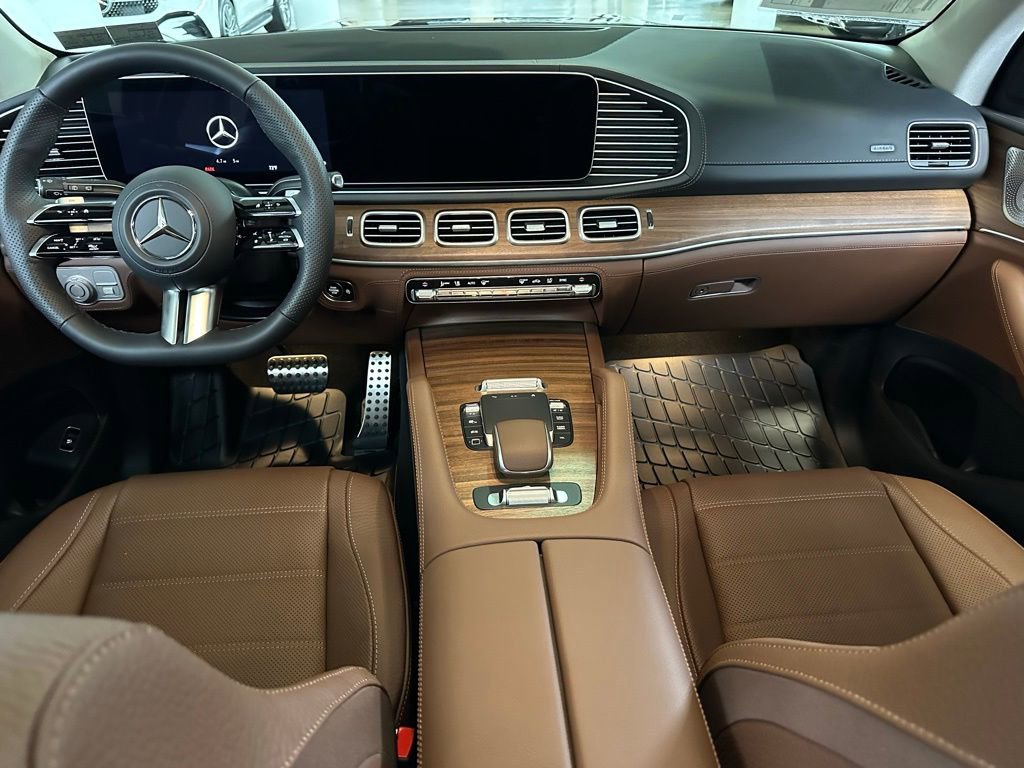 New 2026 Mercedes-Benz GLS 450 4MATIC image 5