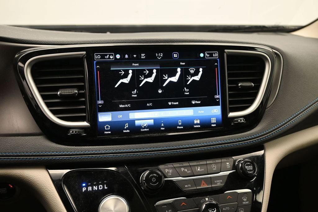 Used 2021 Chrysler Pacifica Touring-L w/ Uconnect Theater Family Group FWD image 17