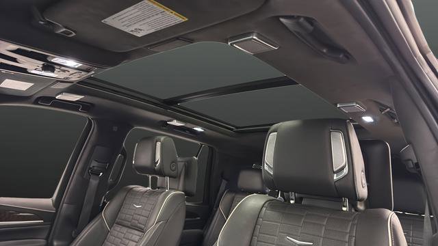 Used 2022 Cadillac Escalade Sport Platinum w/ LPO, ONYX Package AWD/4WD image 11