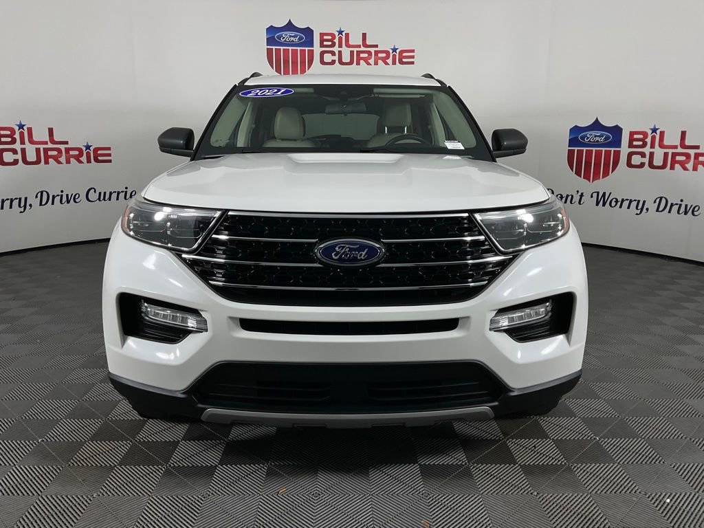 Used 2021 Ford Explorer XLT w/ Equipment Group 202A image 8