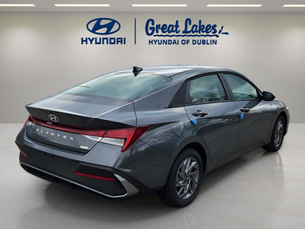 New 2026 Hyundai Elantra Blue image 5