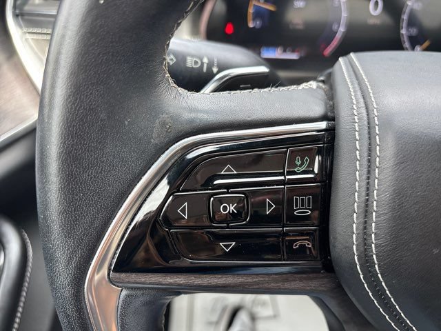 Used 2022 Jeep Grand Cherokee L Overland w/ Luxury Tech Group IV AWD/4WD image 59