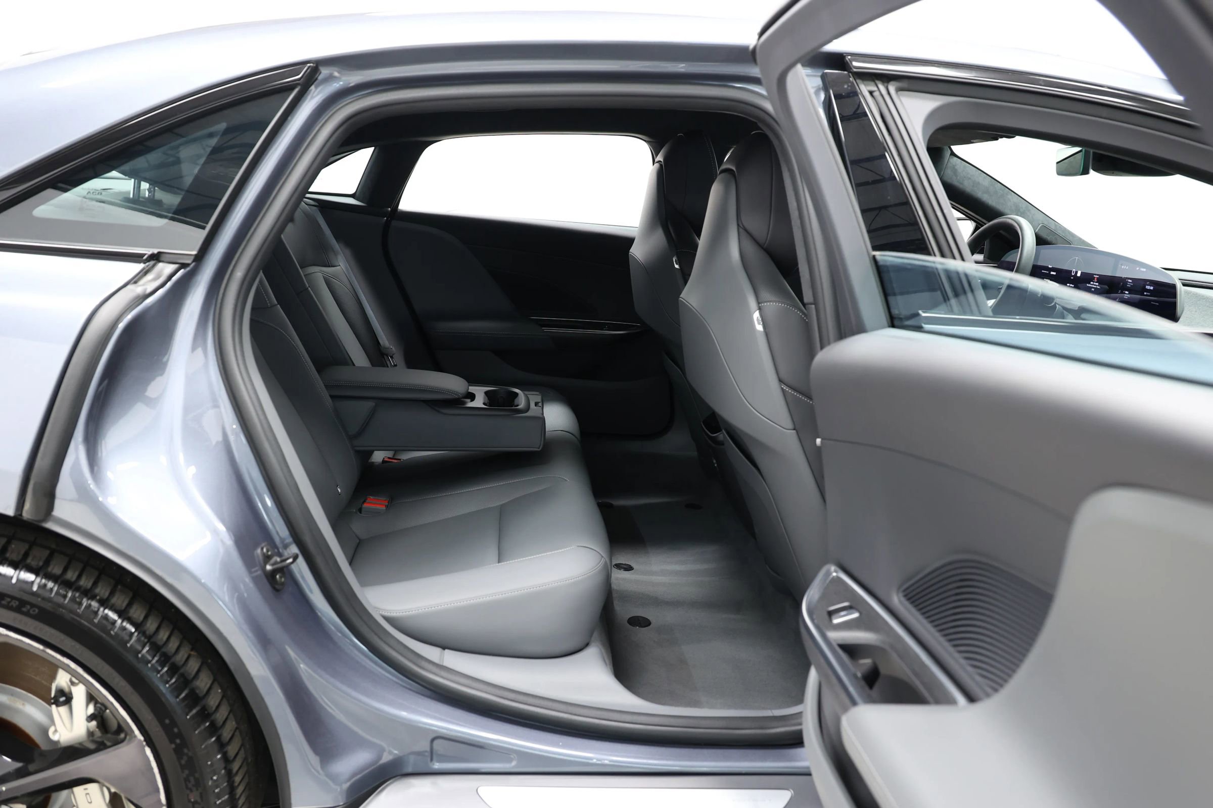 Used 2024 Lucid Air Pure image 70