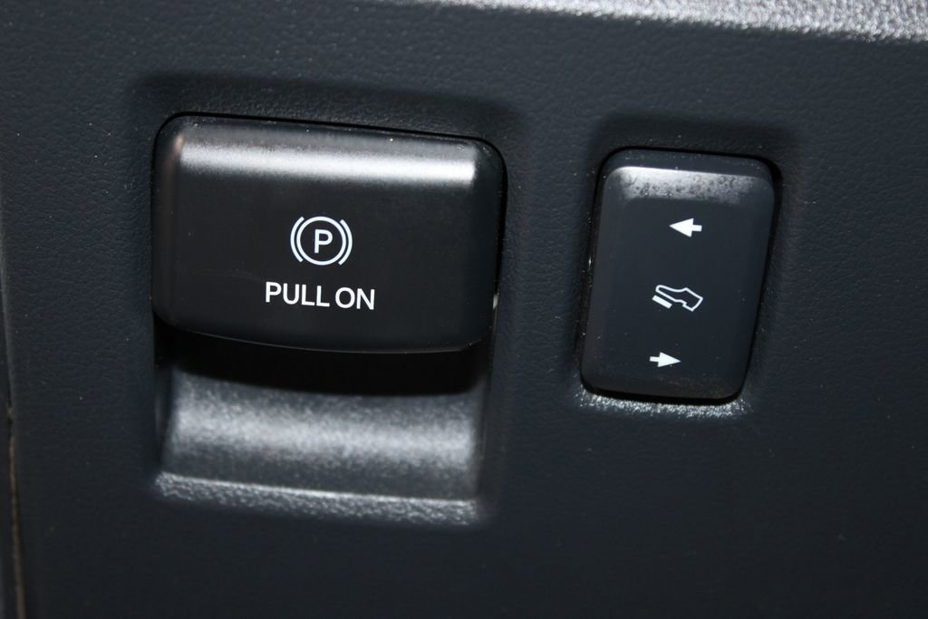 Used 2024 Ford F150 Lariat w/ Tow/Haul Package AWD/4WD image 39