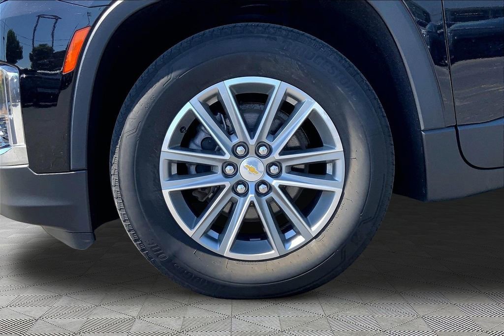 Used 2023 Chevrolet Traverse LT AWD/4WD image 22