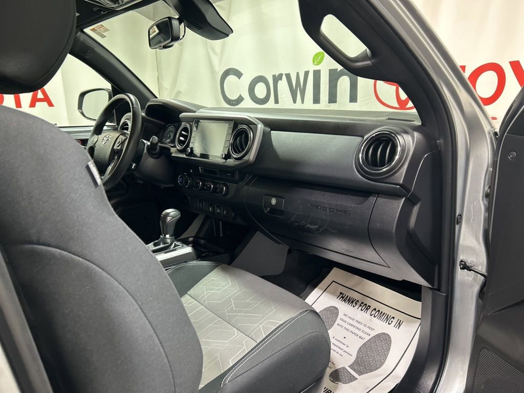 Used 2023 Toyota Tacoma TRD Off-Road image 12