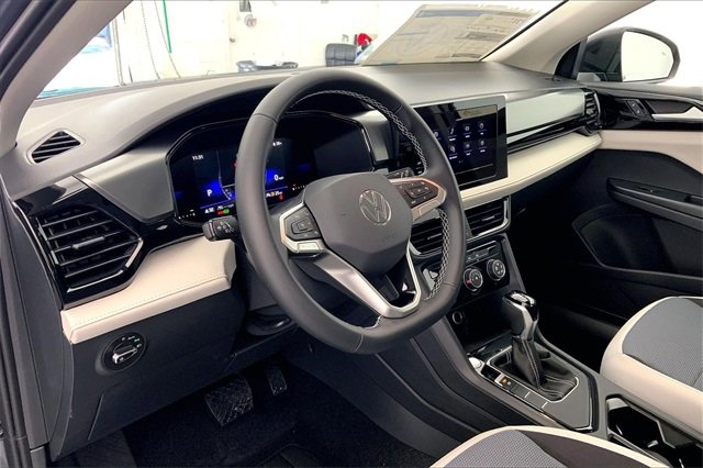 New 2026 Volkswagen Taos S image 7