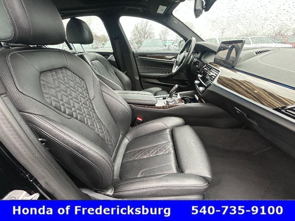 Used 2023 BMW 530e xDrive 530e xDrive image 32