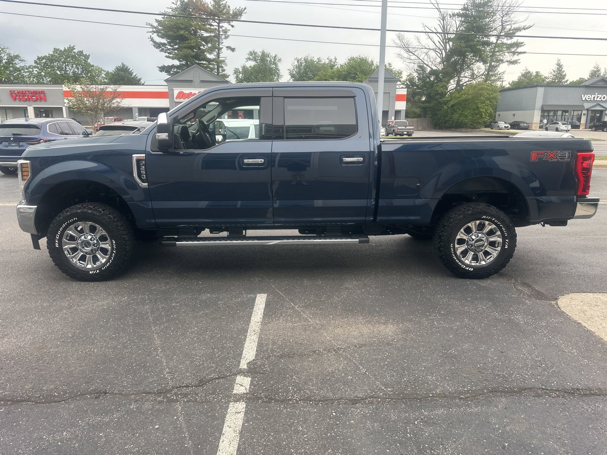 Used 2019 Ford F250 XLT w/ XLT Premium Package AWD/4WD image 8