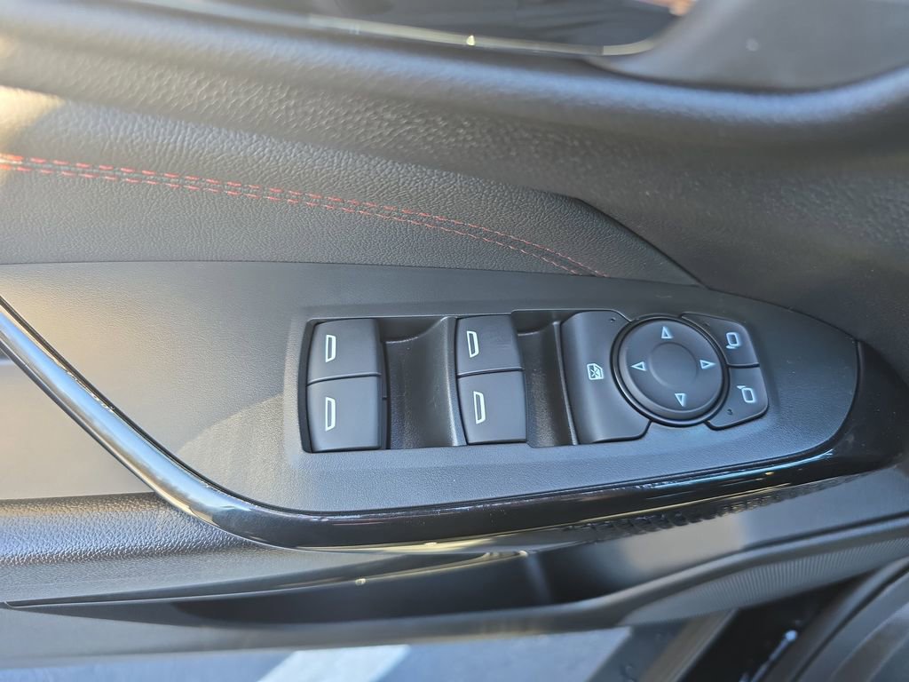 New 2026 Chevrolet Trax RS w/ Driver Confidence Package image 28