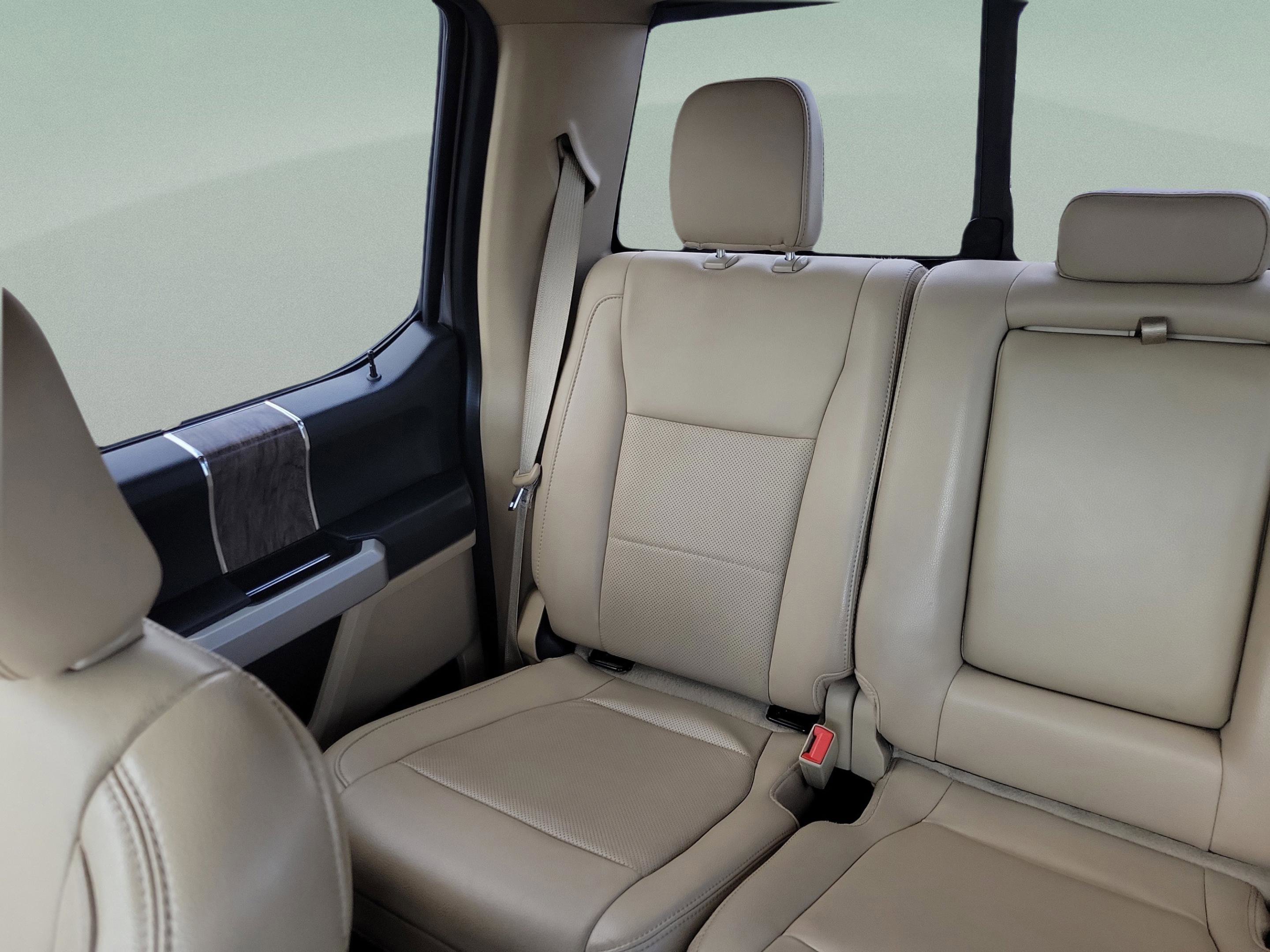 Used 2019 Ford F250 Lariat w/ Lariat Ultimate Package AWD/4WD image 8