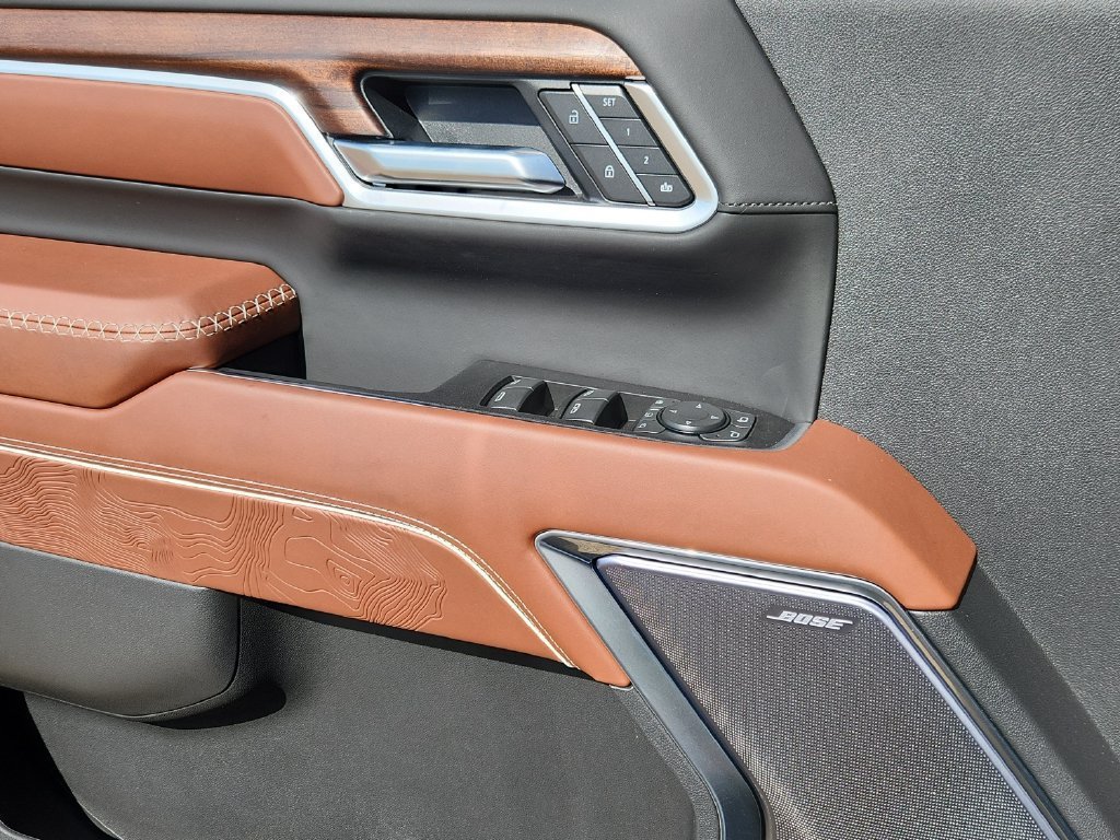 New 2026 GMC Sierra 3500 Denali Ultimate AWD/4WD image 7