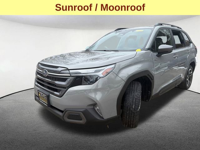 Used 2025 Subaru Forester Limited image 5