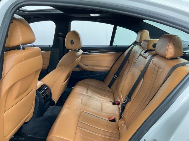 Used 2018 BMW 540i xDrive AWD/4WD image 36