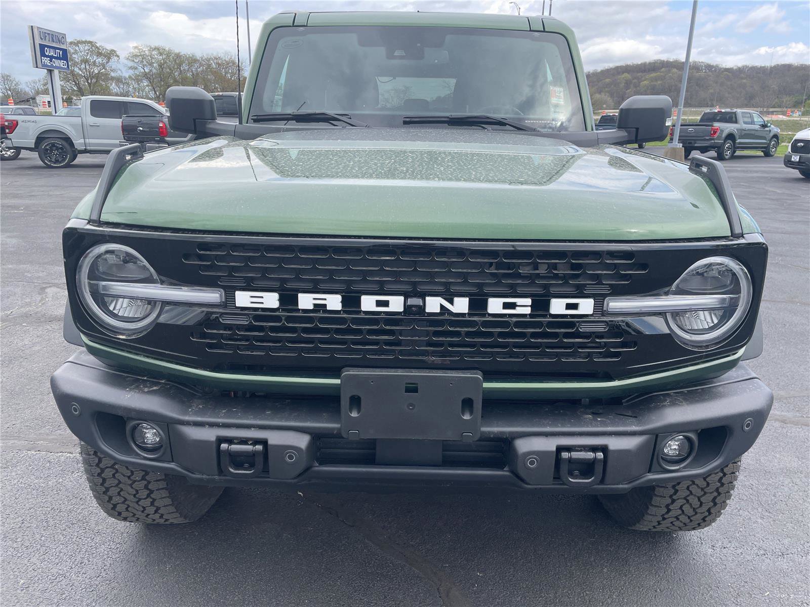 Used 2025 Ford Bronco Badlands image 8