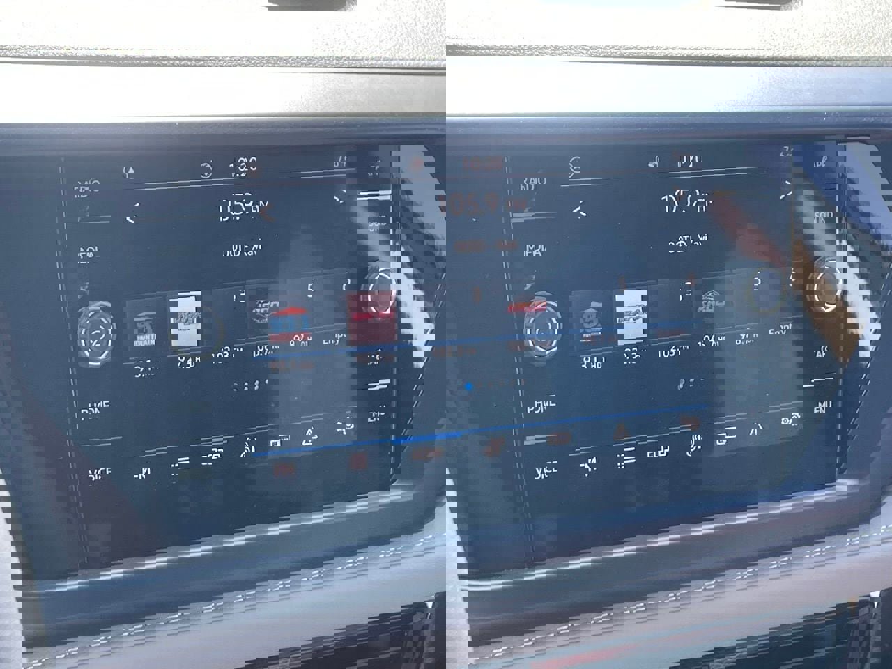 Used 2024 Volkswagen Taos SE FWD image 8