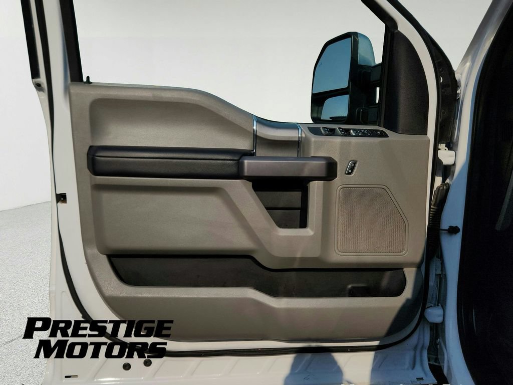 Used 2020 Ford F350 XLT w/ XLT Premium Package AWD/4WD image 19