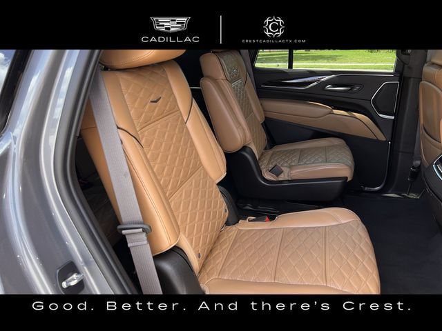 Used 2021 Cadillac Escalade Sport w/ LPO, ONYX Package RWD image 30