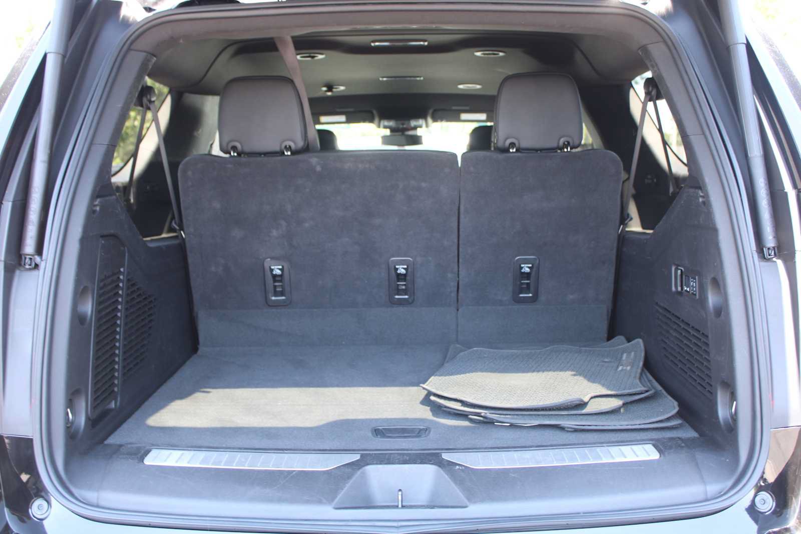 Certified 2025 GMC Yukon XL Denali AWD/4WD image 12
