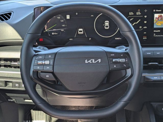 Used 2025 Kia K4 EX image 20