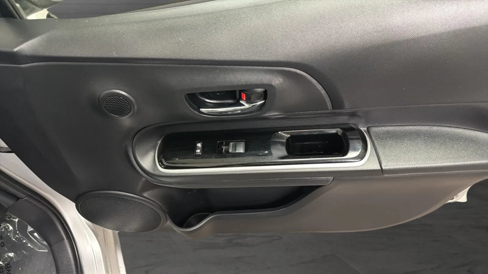 Used 2015 Toyota Prius C Two FWD image 16