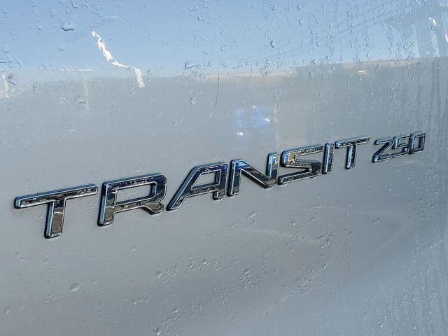 Used 2015 Ford Transit 250 130 Low Roof image 7