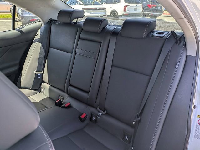 Used 2016 Lexus IS 350 w/ Navigation System Package RWD image 31