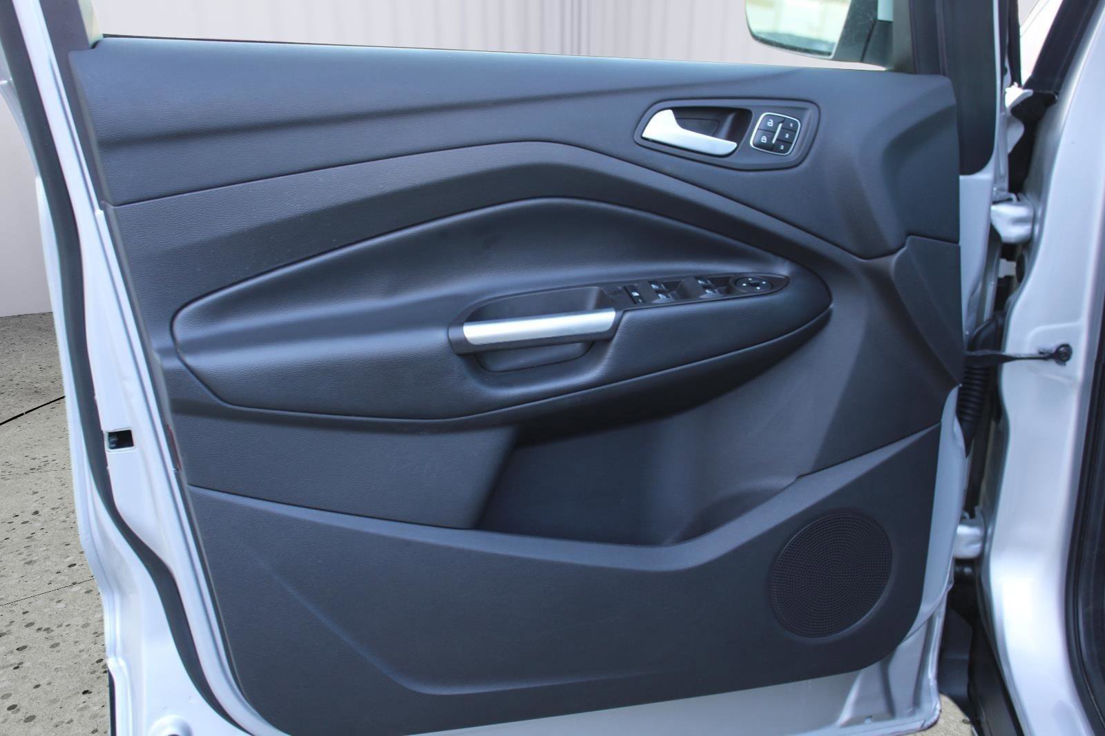 Used 2017 Ford Escape Titanium image 42