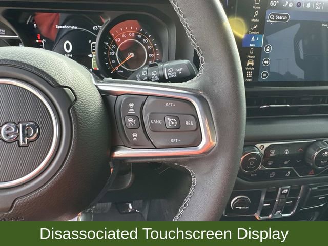 Used 2025 Jeep Wrangler Sahara image 27