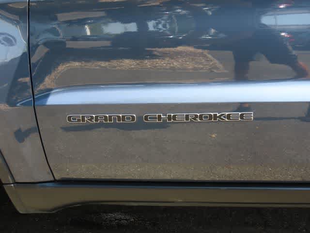 Used 2020 Jeep Grand Cherokee Limited AWD/4WD image 7